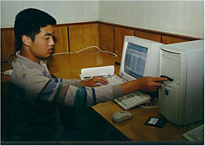 ����ҳ�����������������ʦ�����ı�̣�
��л�������ҵ�׾��������ʱ������������ҳ��
ֻҪ����һ�£��Ϳ��Եõ��ҵĵ�ַ�ȸ�����Ϣ��
�����һ���Ҫ�ѵ绰��������㣺021-56065478��
�ҵ�E-mail��:gbhome@eastday.com